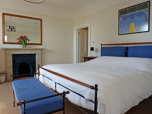Bed & Breakfast House Boutique By The Sea 4*